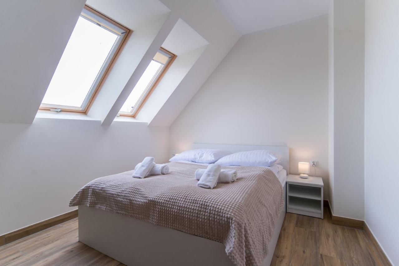 Aston Vila Apartments Дзівнув Екстер'єр фото